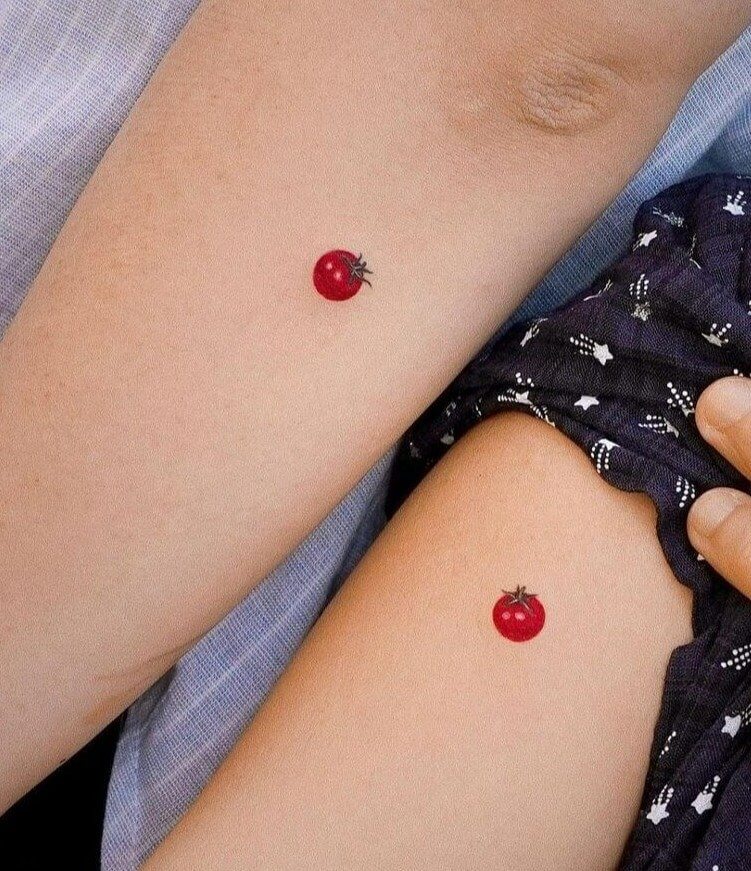 We Guess This Mom and Her Child Really Love Tiny, Cute Tomatoes
